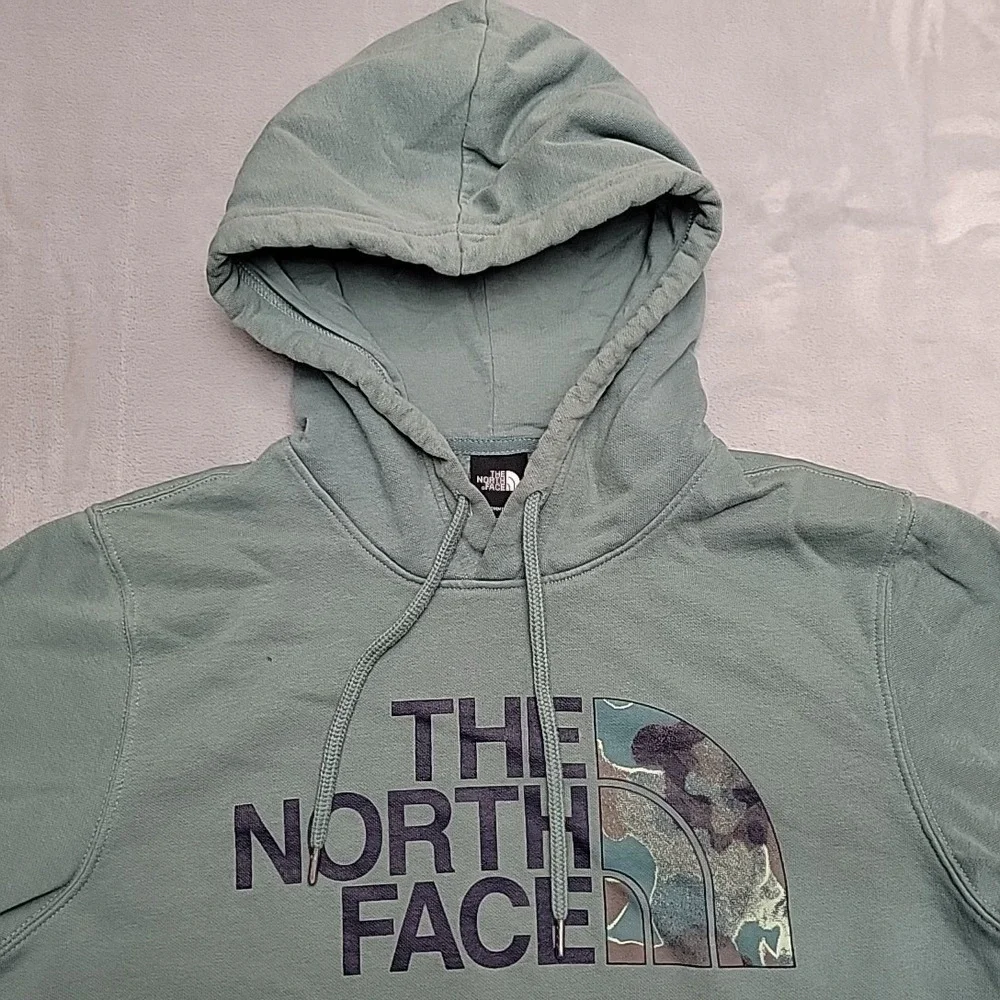 North Face Hoodie Mens Medium Green Camo Logo Front Hooded Pullover Sweatshirt